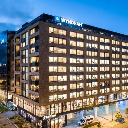 Wyndham Bogota Hotel Exterior foto Wyndham Grand Vilnius