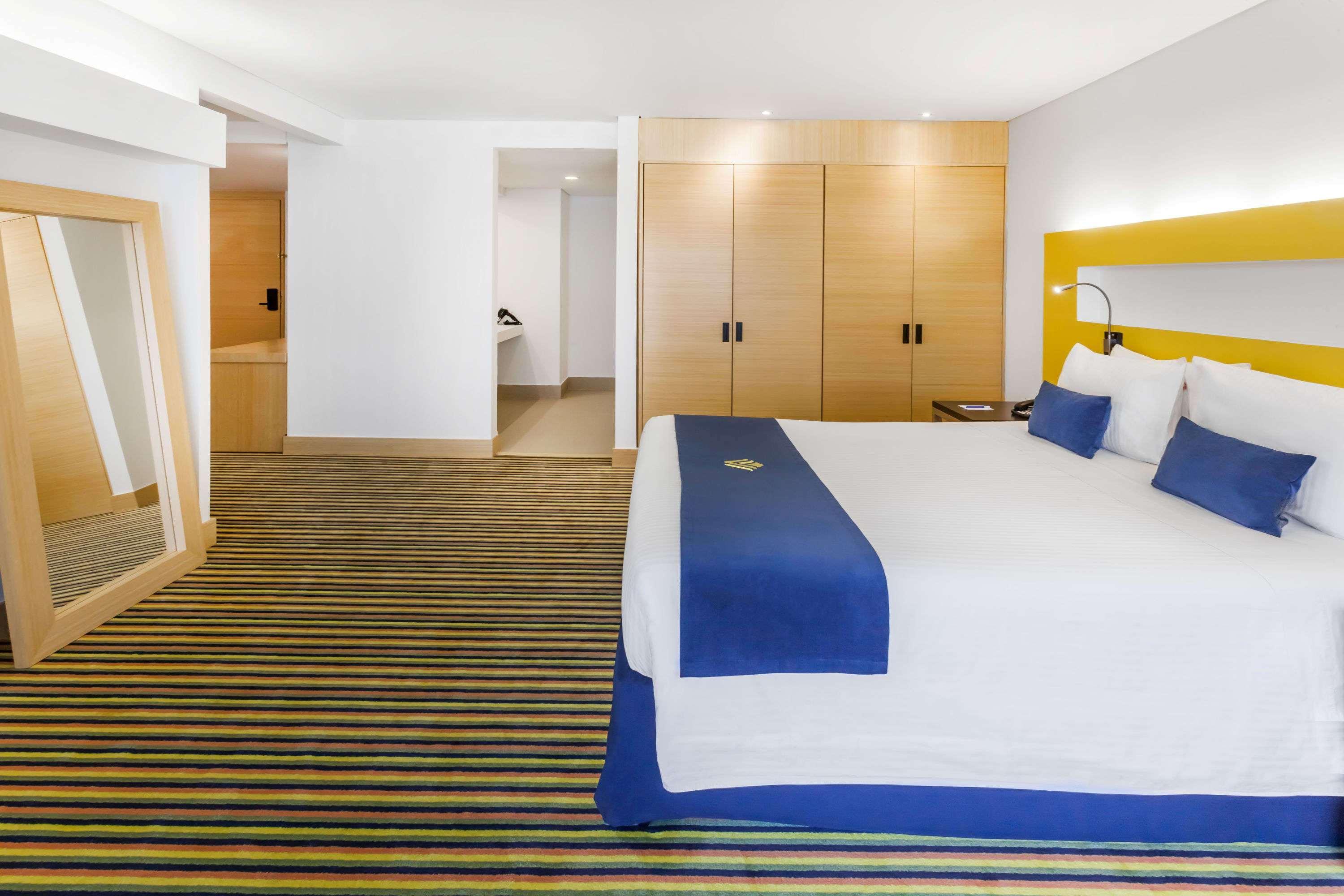 Wyndham Bogota Hotel Exterior foto A room at the hotel