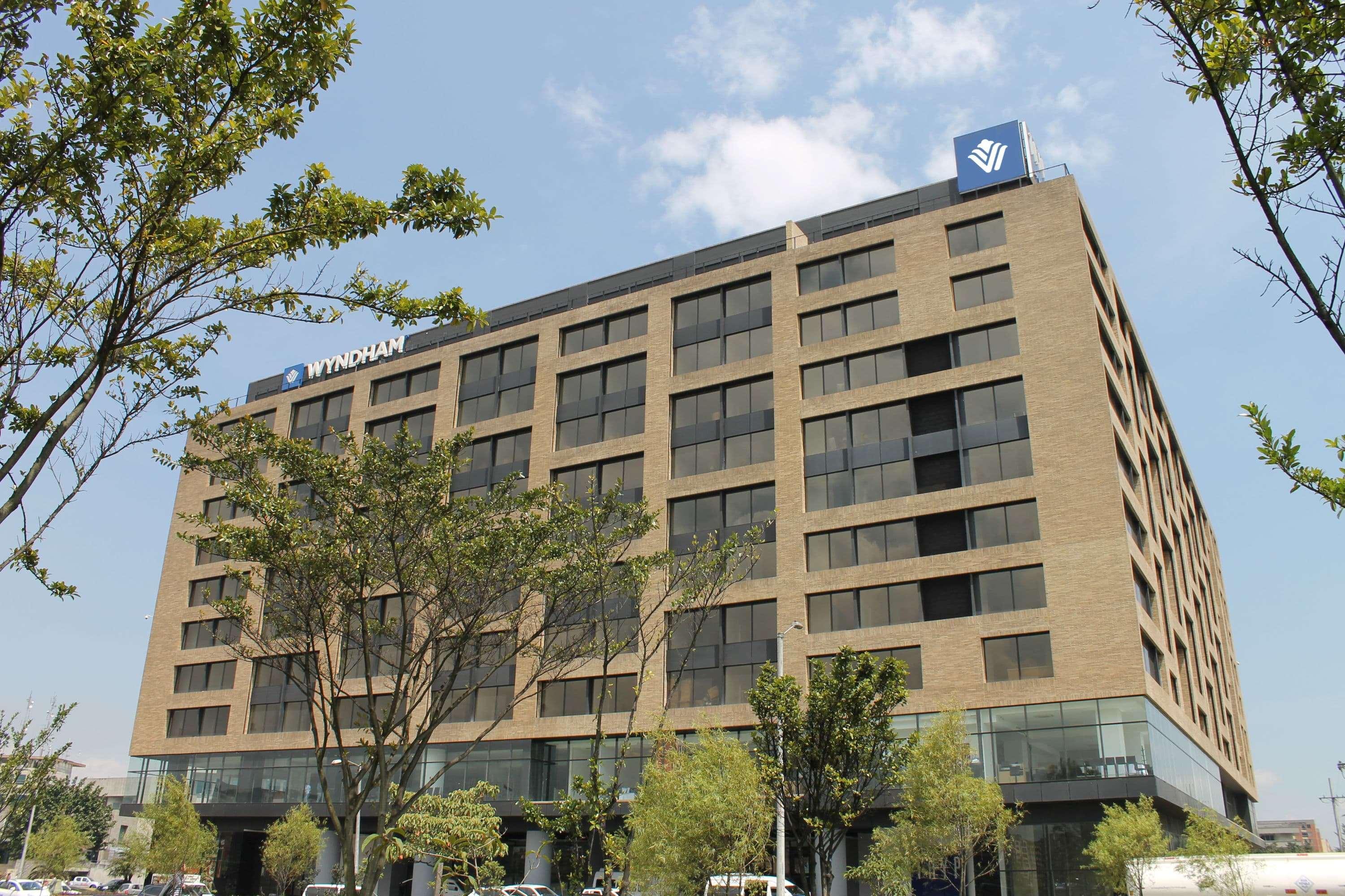 Wyndham Bogota Hotel Exterior foto Hanwha Life Insurance